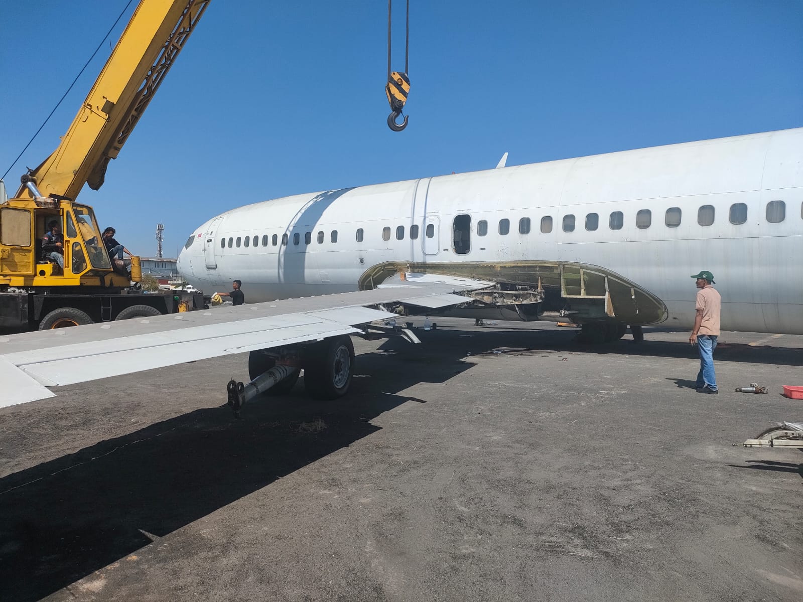 Gallery Tear Down Aircraft