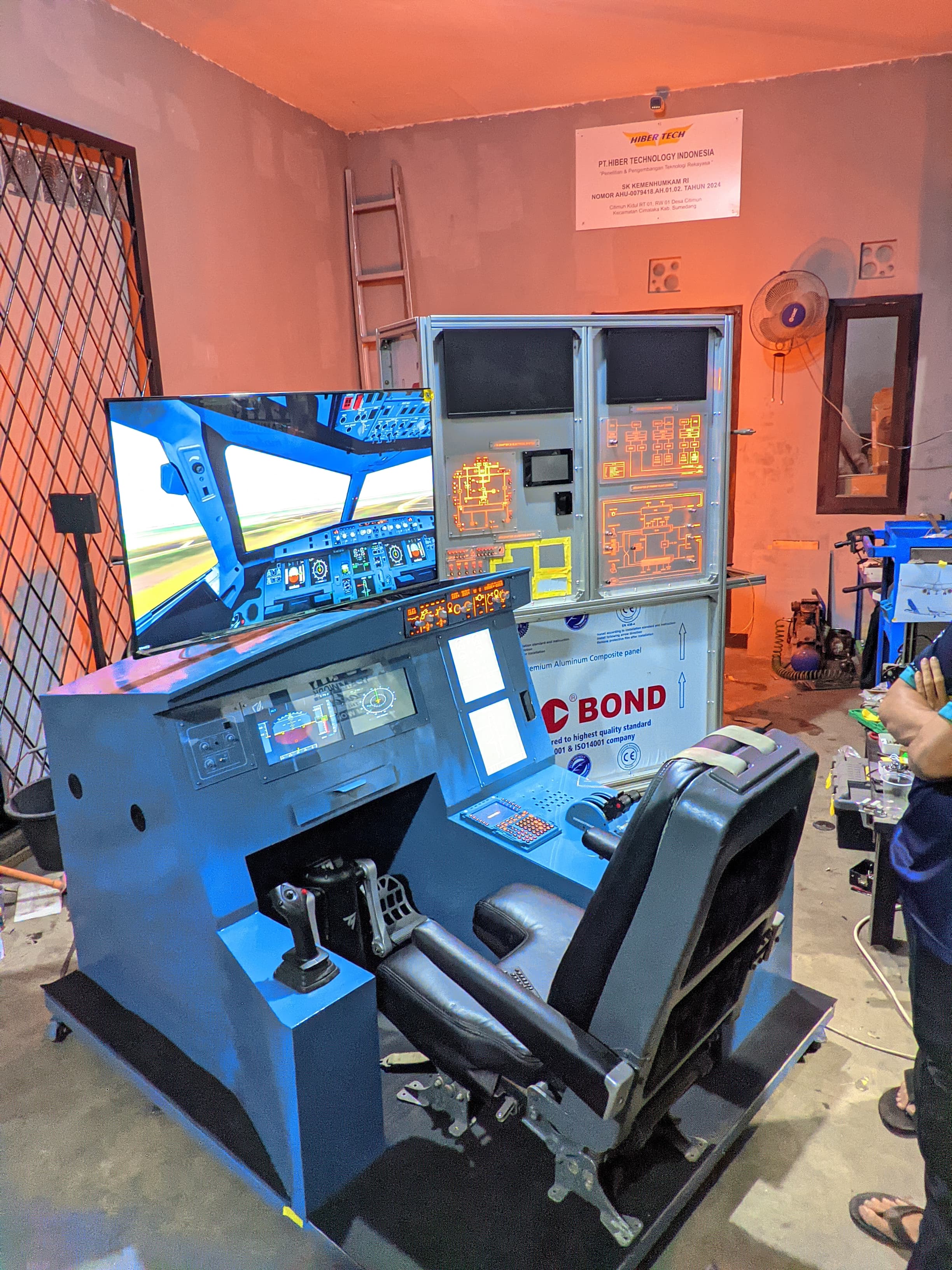 Gallery Flight training equipment & test bench tools